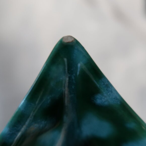 Vintage Pottery or Ceramic Material Christmas Tree Decor Plate Marked D.P 1977 - Picture 4 of 9